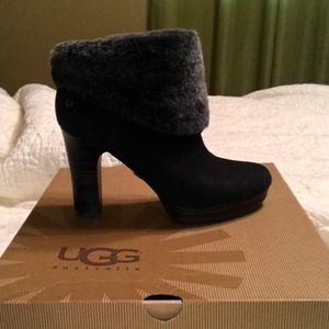Ugg ladies black boots